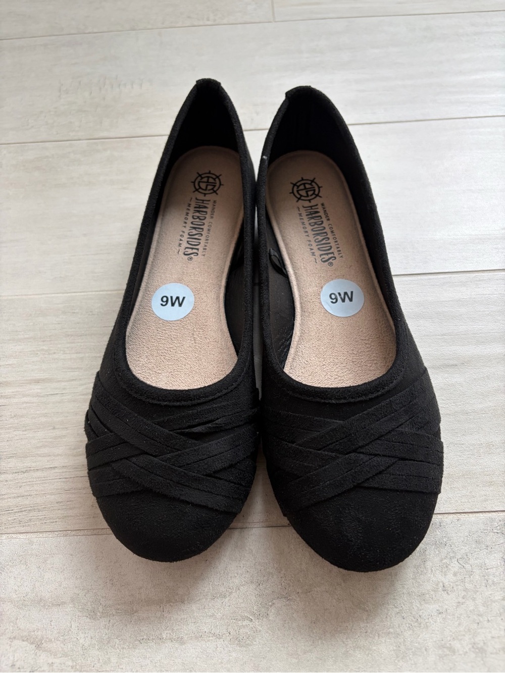 Women's Black Ballet Flats - Size 9W